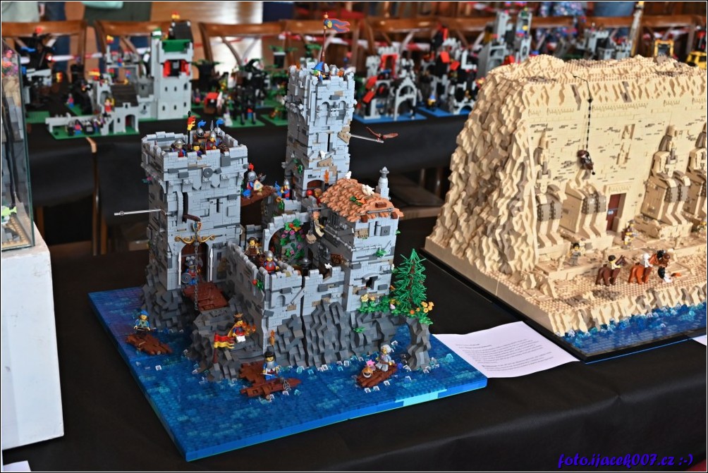 Klikněte pro zobrazení původního obrázku